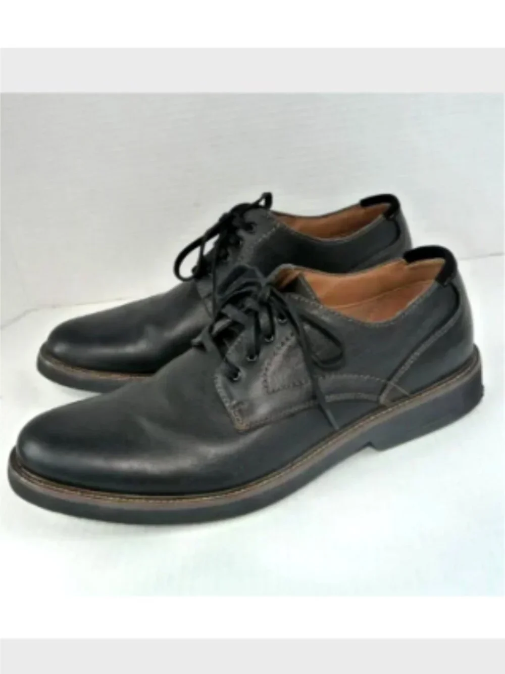 DOCKERS BLACK LEATHER SHOES SIZE 11